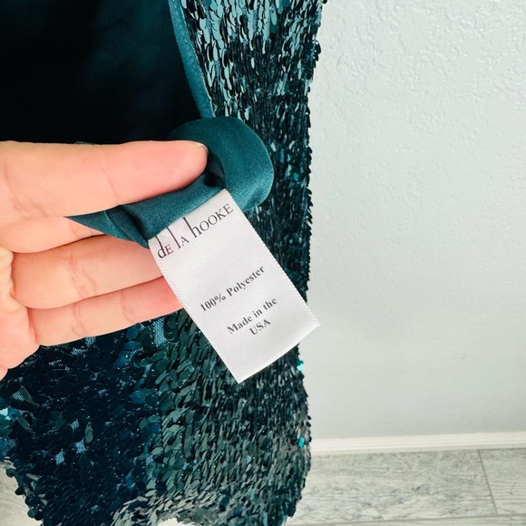 De La Hooke Oversize Bow Emerald Green Sequins Mini Shift Dress Bow Dress - Picture 7 of 9